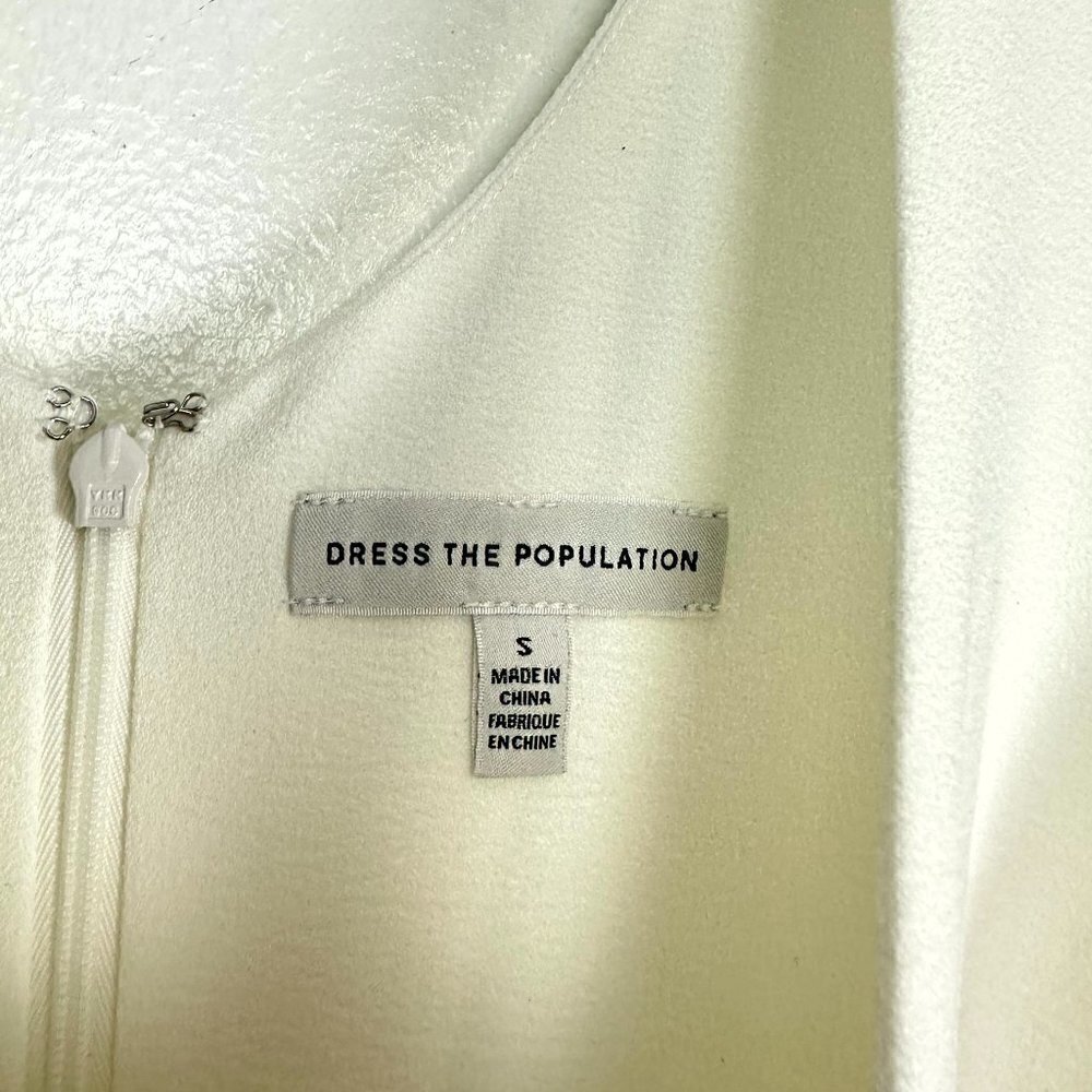 DRESS THE POPULATION Sandra Plunge Crepe Trumpet Gown in Off White Size Small - Picture 7 of 14